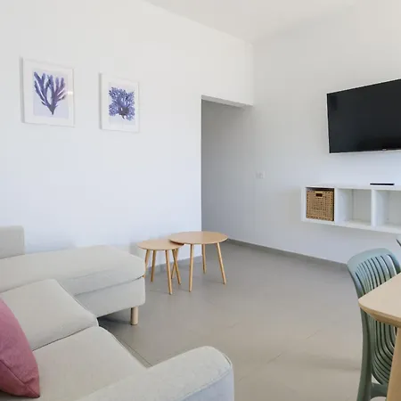 Charco La Pared 1 Orzola